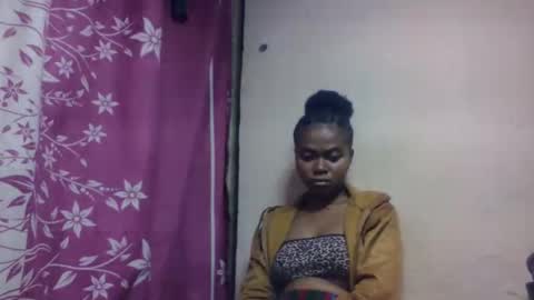 nilah online show from 10-30-25, 01:45