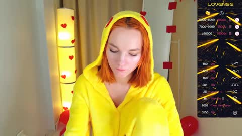 Snapshot of nillie_kelly chatting on 02-06-25, 01:05 Nillie online show from 02-06-25, 01:05