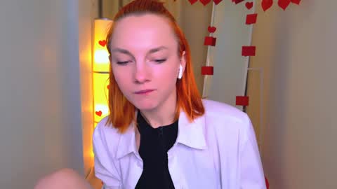 Snapshot of nillie_kelly chatting on 02-08-25, 01:54 Nillie online show from 02-08-25, 01:54
