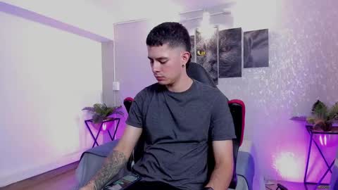 Nils online show from 10-12-25, 02:32