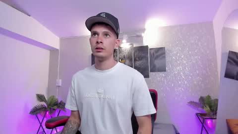 Nils online show from 11-07-25, 03:17