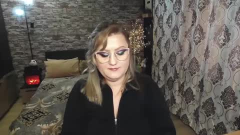 Blonde Nimpho online show from 12-09-24, 11:47