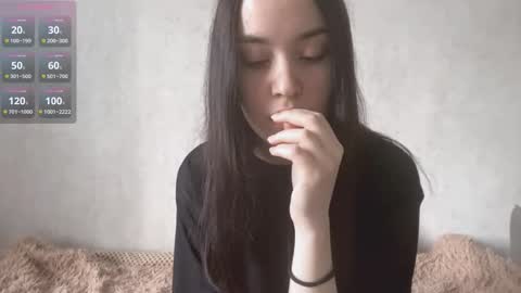 Snapshot of nimraeve chatting on 09-22-25, 12:51 Mary online show from 09-22-25, 12:51