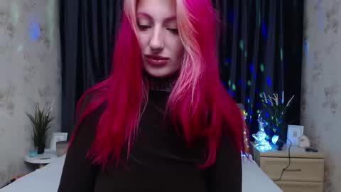 Nina online show from 11-06-25, 06:14