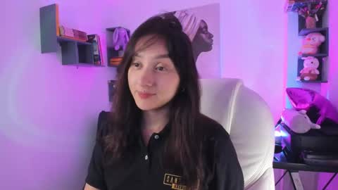 nina_collinns online show from 09-12-25, 11:43