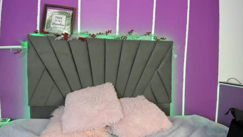 Snapshot of nina_cute06 chatting on 01-16-25, 04:28 Nina online show from 01-16-25, 04:28