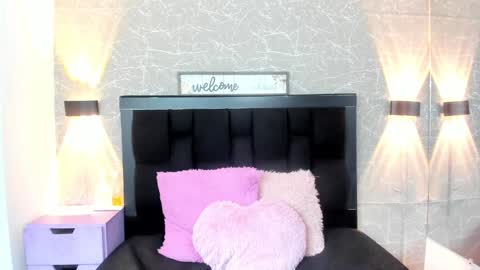 Snapshot of nina_cute06 chatting on 01-30-25, 05:41 Nina online show from 01-30-25, 05:41