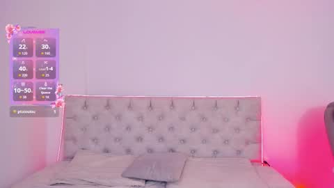 Nina Fox  online show from 11-26-25, 01:12