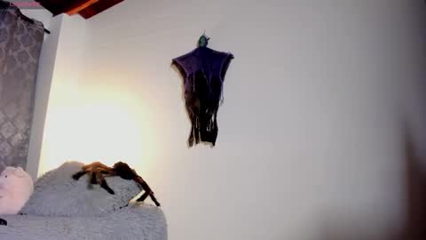 Catalina online show from 10-20-25, 11:05