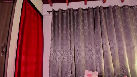 Catalina online show from 02-03-26, 02:53