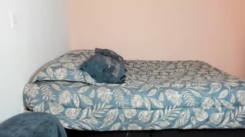  Nina  online show from 11-18-25, 07:07