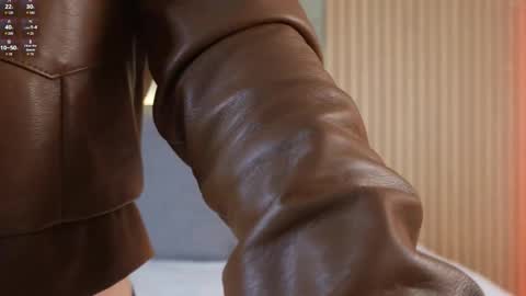 Snapshot of nina_soul chatting on 03-05-26, 12:12 NINA online show from 03-05-26, 12:12