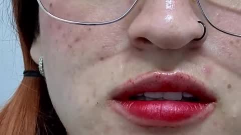 Ninaa fox online show from 02-17-25, 10:58