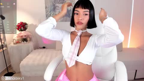    online show from 03-11-25, 01:12