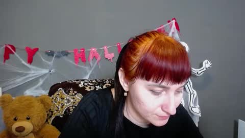 ninaflawlees online show from 10-28-25, 01:14