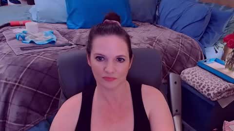 Nina Jaymes online show from 10-05-25, 01:15