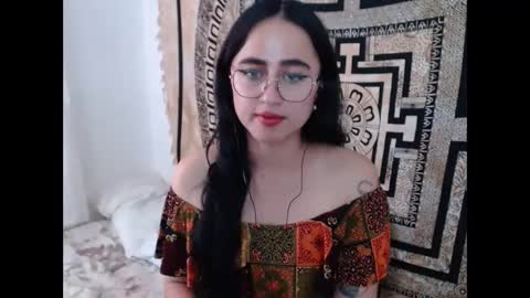 N I N A online show from 12-28-24, 09:40