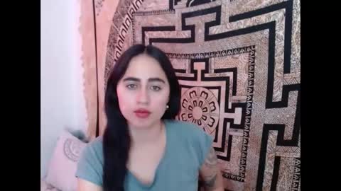 N I N A online show from 01-02-25, 02:24