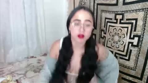 N I N A online show from 02-20-25, 12:36