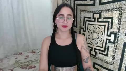 N I N A online show from 02-21-25, 11:10