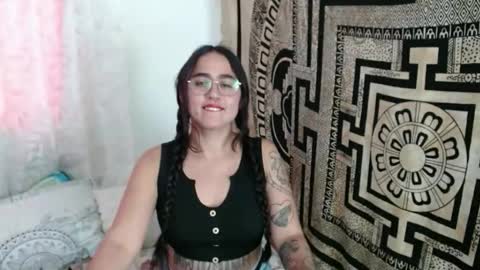 N I N A online show from 10-22-25, 05:13