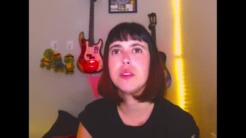 ninapellegrini17 online show from 10-09-25, 11:14