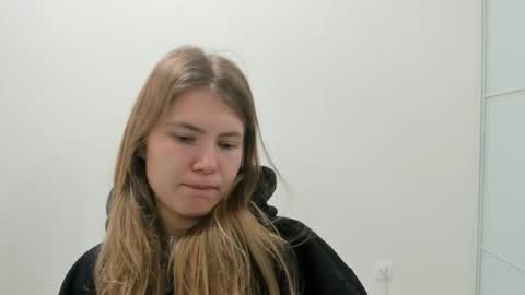 ninarihh online show from 10-13-25, 08:47