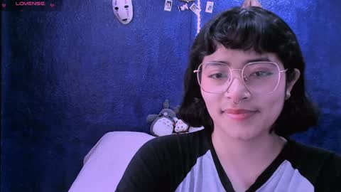 Snapshot of ninayellow chatting on 01-29-25, 04:52 Nina online show from 01-29-25, 04:52