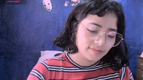 Snapshot of ninayellow chatting on 03-11-25, 02:18 Nina online show from 03-11-25, 02:18