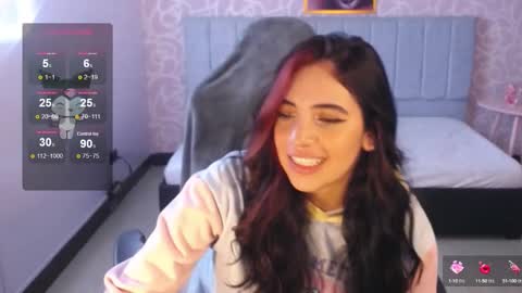 Snapshot of ninfa_ch chatting on 01-04-25, 02:25 Ninfa online show from 01-04-25, 02:25