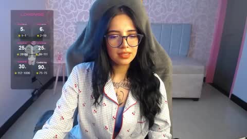 Snapshot of ninfa_ch chatting on 01-25-25, 02:25 Ninfa online show from 01-25-25, 02:25