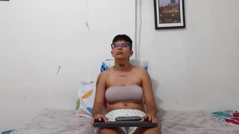 nini_smith online show from 04-14-26, 06:41