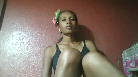 ninie246746 online show from 01-13-25, 04:39