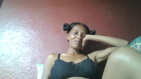 ninie246746 online show from 02-14-25, 09:56