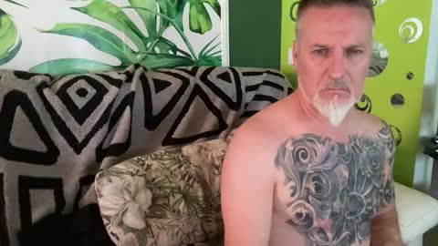 Ninyo online show from 09-14-25, 02:05