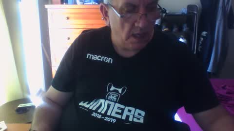 Dennis online show from 10-01-25, 04:02
