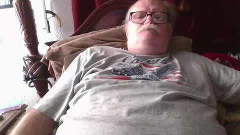 Snapshot of nipplechaser chatting on 09-21-25, 01:29 nipplechaser online show from 09-21-25, 01:29