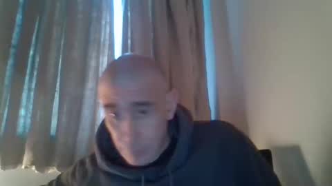 nirevess online show from 01-06-25, 03:40