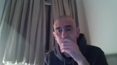 nirevess online show from 01-25-25, 06:24