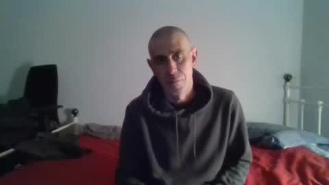 nirevess online show from 01-26-25, 07:41