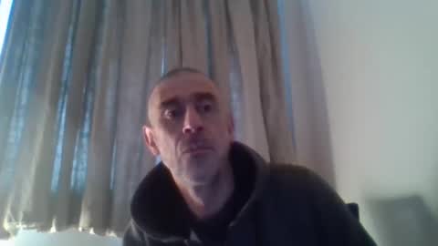 nirevess online show from 02-08-25, 12:06