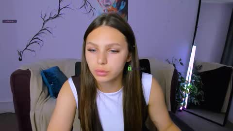 Snapshot of niri_vex chatting on 09-15-25, 11:10 niri_vex online show from 09-15-25, 11:10
