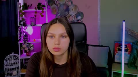 Snapshot of niri_vex chatting on 10-03-25, 11:18 niri_vex online show from 10-03-25, 11:18