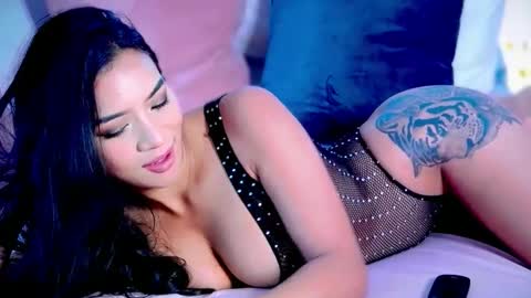 Nkkifoxxx online show from 09-17-25, 05:53