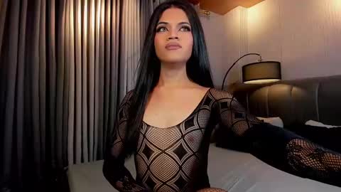 Snapshot of nishitatoe chatting on 02-04-25, 08:13 nishi online show from 02-04-25, 08:13