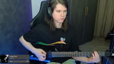 Snapshot of nitroshade chatting on 02-17-25, 03:15 nitroshade online show from 02-17-25, 03:15