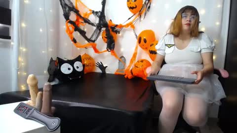 Niuk online show from 10-27-25, 04:55