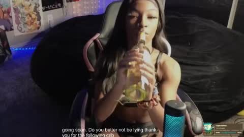 NIVIA WOLFE online show from 12-03-25, 02:52