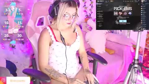 Nixy Sama online show from 10-12-25, 11:15