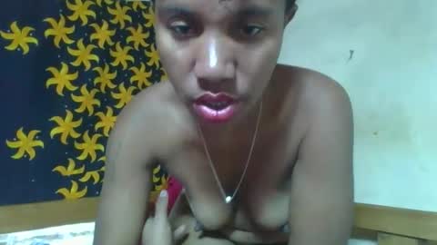 Snapshot of njarinisitraka chatting on 12-22-25, 05:10 njarinisitraka online show from 12-22-25, 05:10